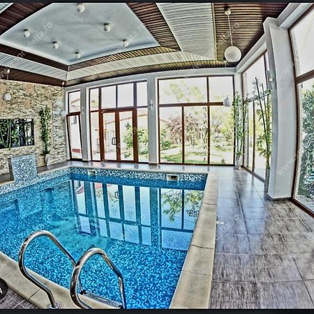Steaua Apelor Family Resort Nufaru 外观 照片