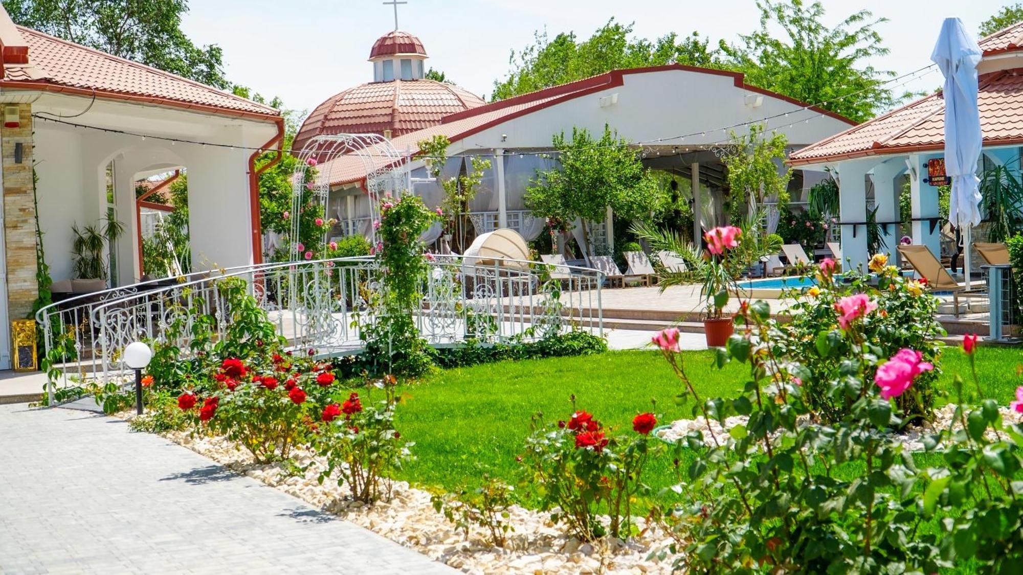 Steaua Apelor Family Resort Nufaru 外观 照片